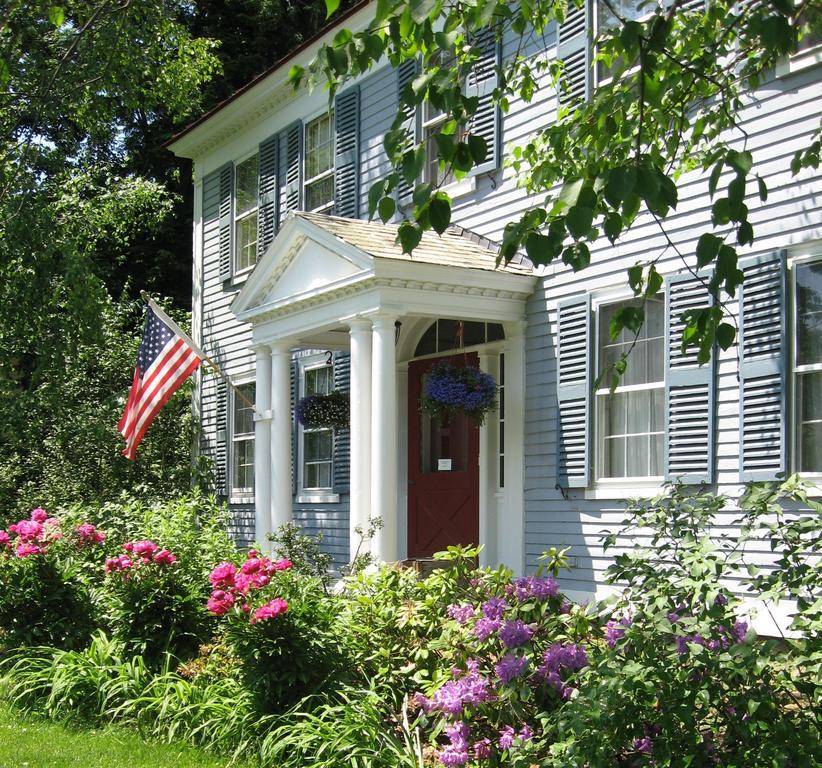 Centennial House Bed And Breakfast Northfield Exterior photo